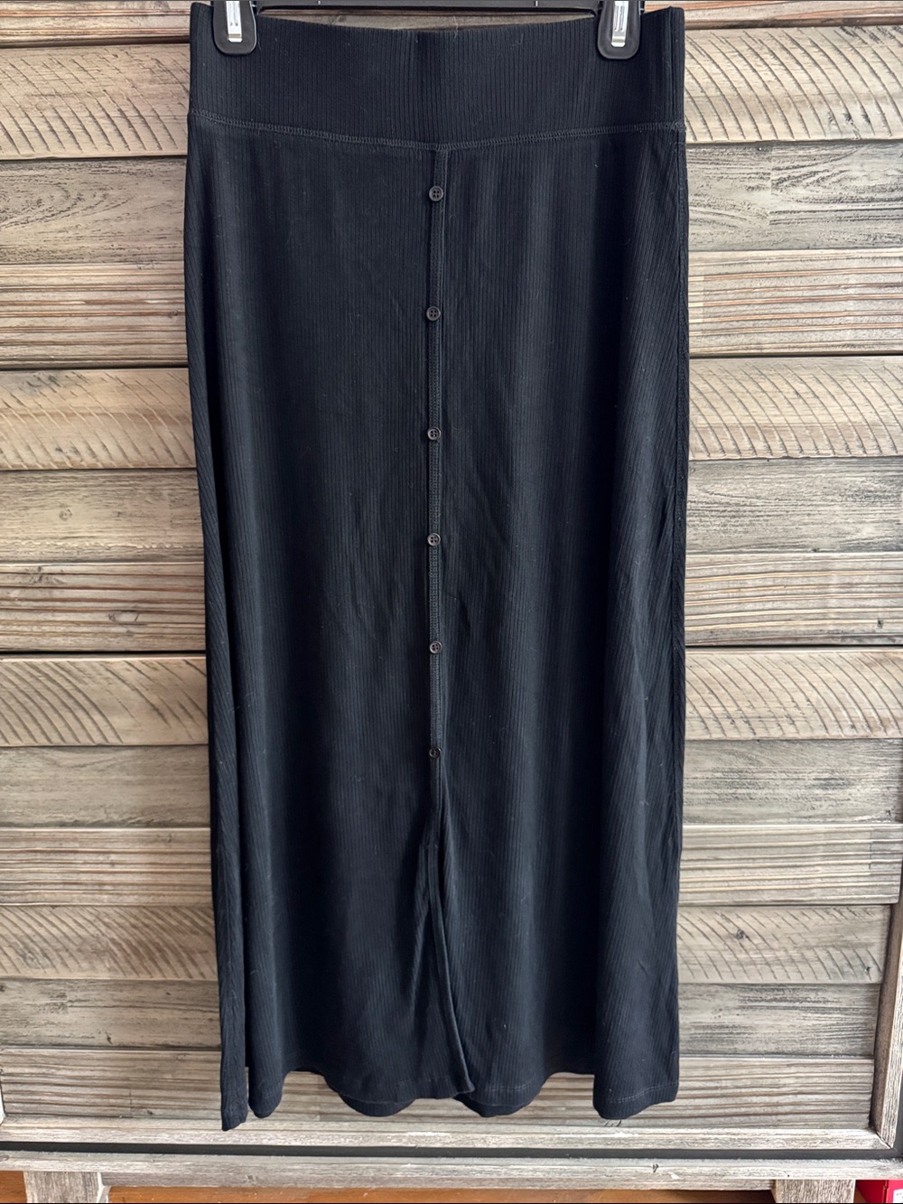 Azoe Black Ribbed Faux Button Midi Skirt